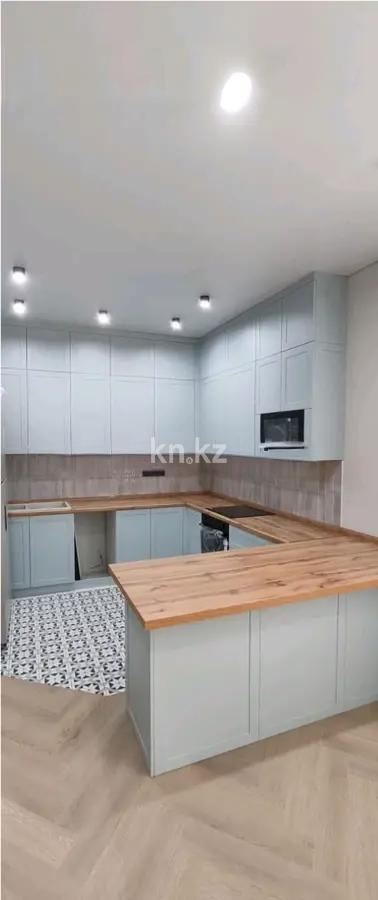 Продажа 3-комнатной квартиры, 70 м², ул. Байтурсынова, дом  8 в Астане - фото 3