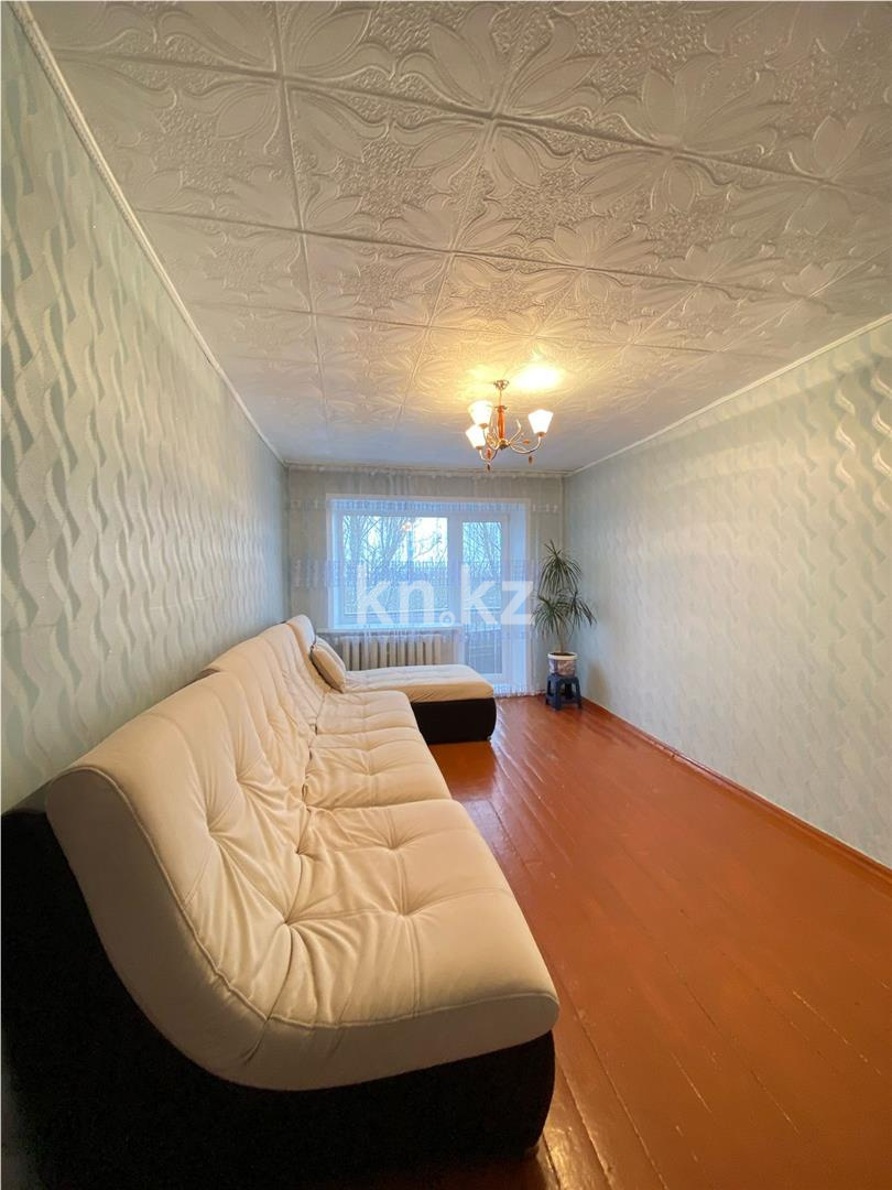 Продажа 3-комнатной квартиры, 55 м², 12 мкр. в Караганде