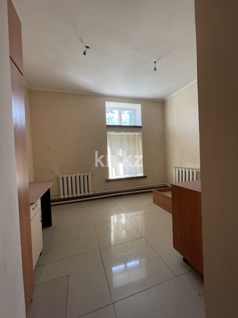 Продажа , 320 м², ул. Чернова, дом  58 в Усть-Каменогорске - фото 15