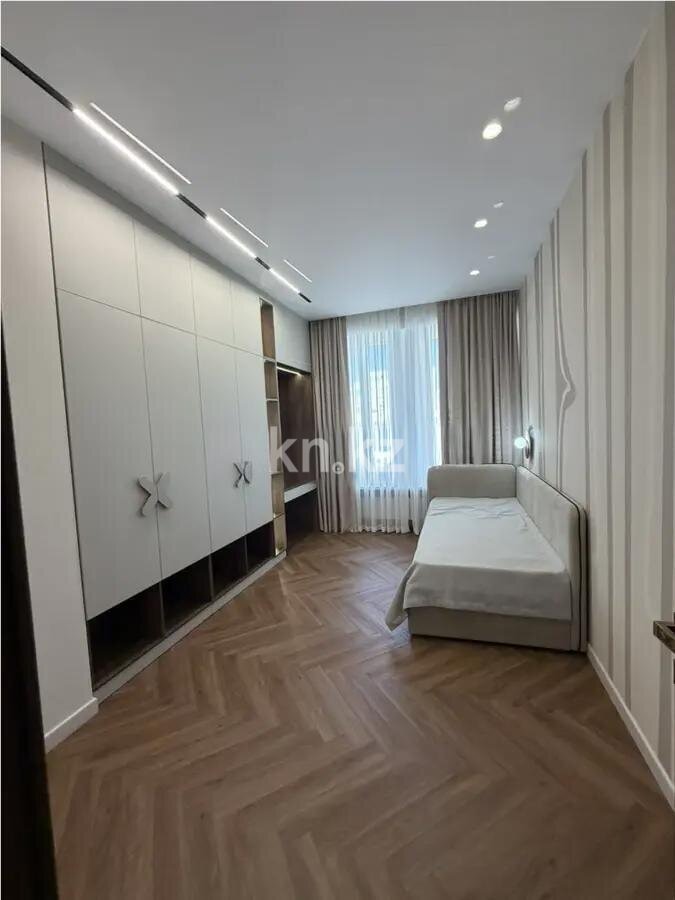 Продажа 4-комнатной квартиры, 150 м² в Алматы - фото 3