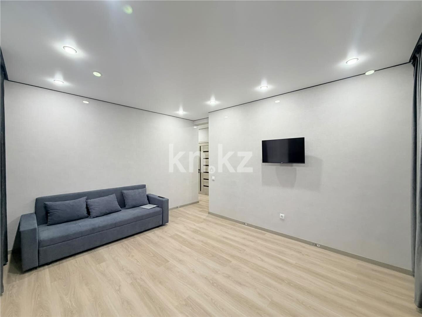 Продажа 2-комнатной квартиры, 55.6 м² в Астане - фото 2