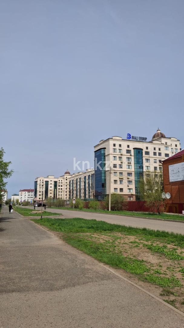 Продажа 3-комнатной квартиры, 102 м² в Уральске - фото 26