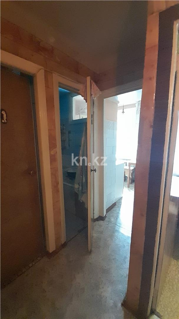 Продажа 3-комнатной квартиры, 51 м², ул. Ермекова, дом  62 в Караганде - фото 10