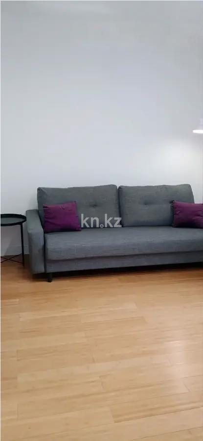 Продажа 1-комнатной квартиры, 38.8 м², мкр. Самал-1, дом  40 в Алматы