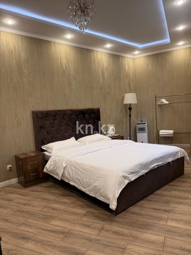 Продажа дома, 700 м², ул. Жамакаева в Алматы