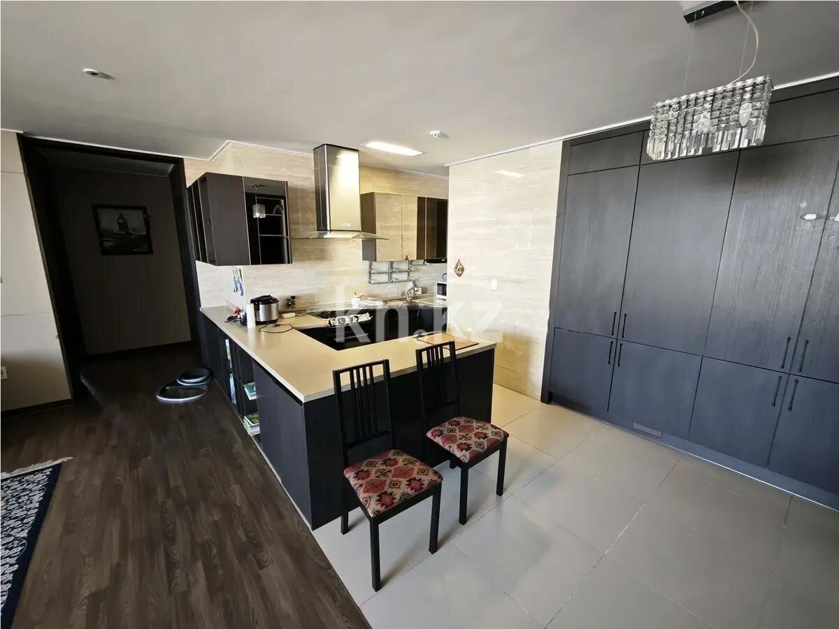 Продажа 4-комнатной квартиры, 145 м² в Астане - фото 3