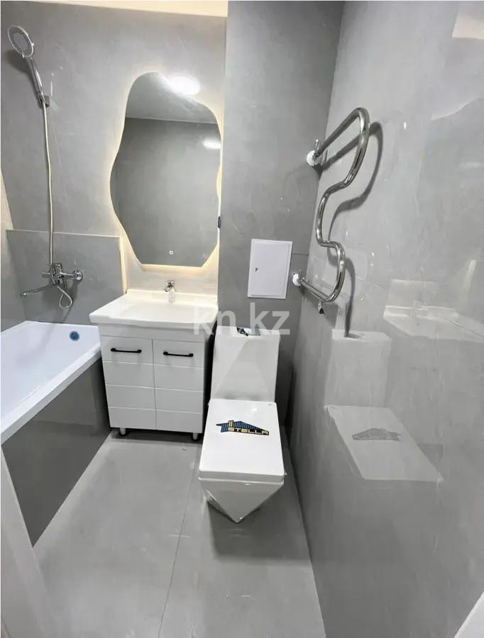 Продажа 2-комнатной квартиры, 46 м², мкр-н 5, дом  35 в Алматы - фото 4