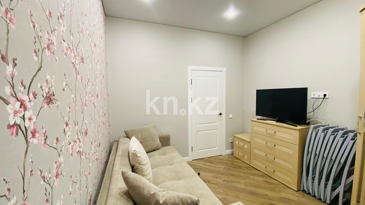 Продажа 3-комнатной квартиры, 80 м², ул. Ашимова, дом  21 в Караганде - фото 6