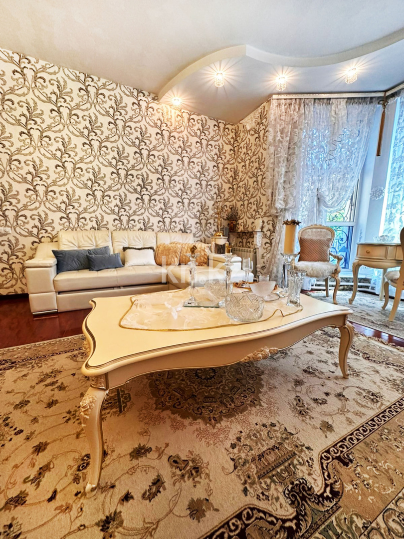 Продажа 4-комнатного дома, 295 м² в Алматы - фото 12