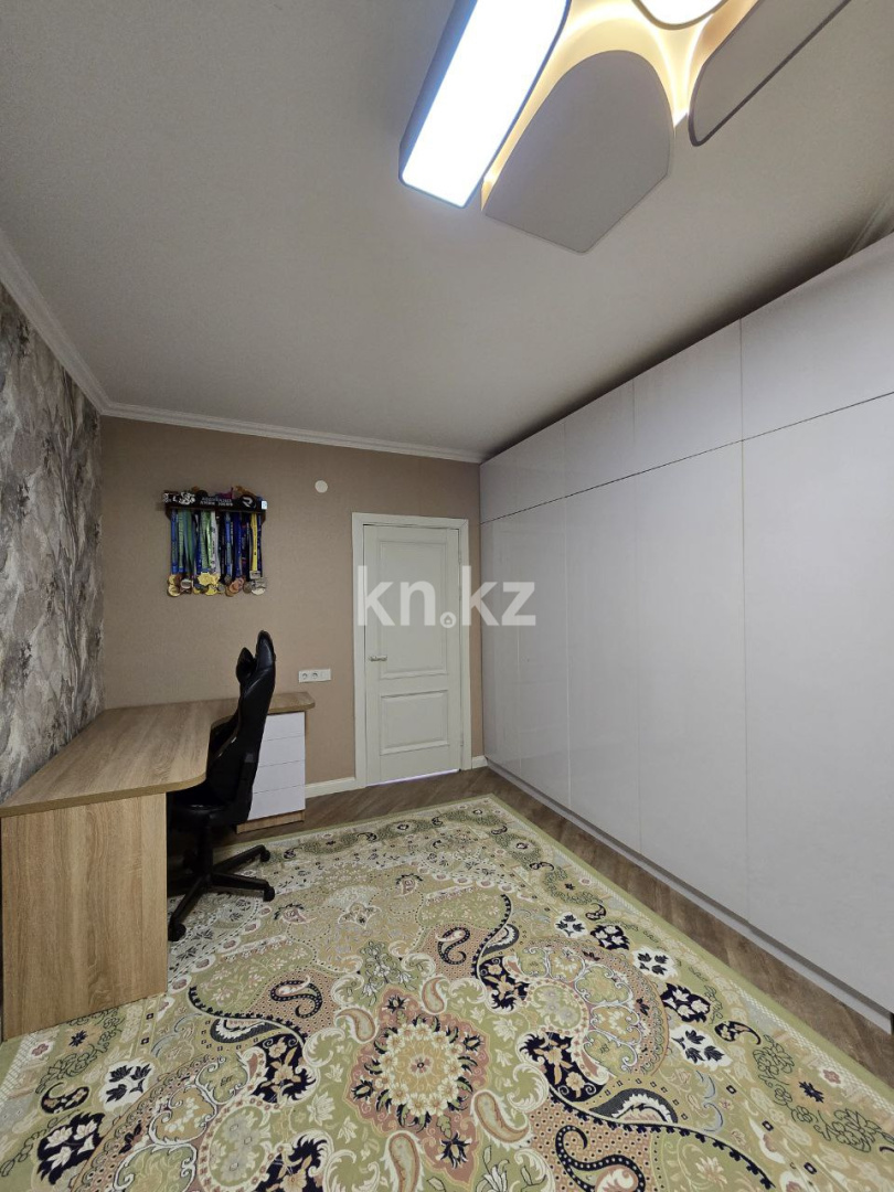 Продажа 3-комнатной квартиры, 134.7 м² в Алматы - фото 16