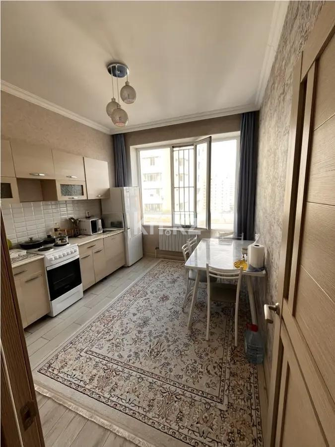 Продажа 1-комнатной квартиры, 37 м², пр. Кошкарбаева, дом  32 блок К в Астане - фото 2
