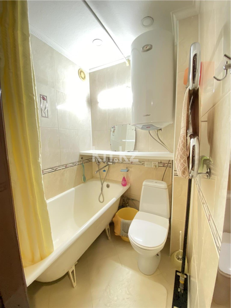 Продажа 2-комнатной квартиры, 42 м², ул. Гапеева в Караганде - фото 9