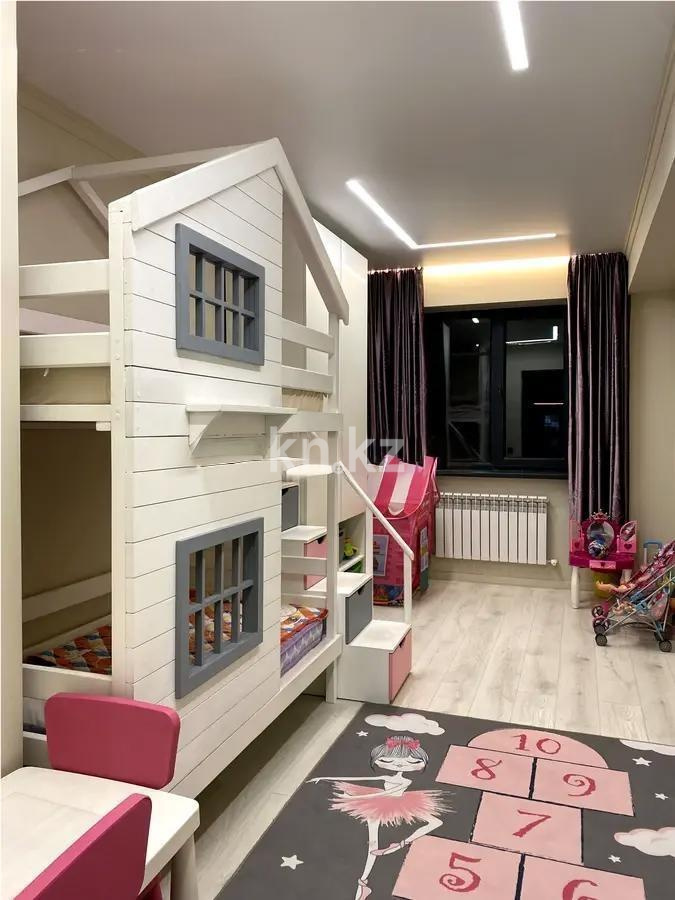 Продажа 3-комнатной квартиры, 75 м², ул. Толе би, дом  189/3 в Алматы - фото 4