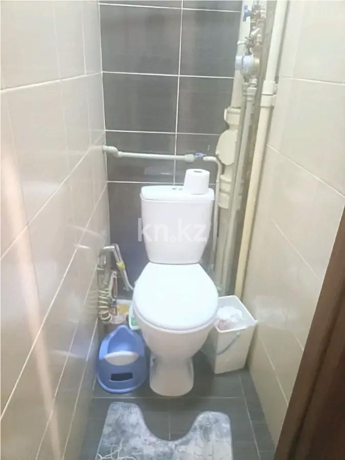 Продажа 3-комнатной квартиры, 60 м², мкр-н Аксай-3, дом  11 в Алматы - фото 6