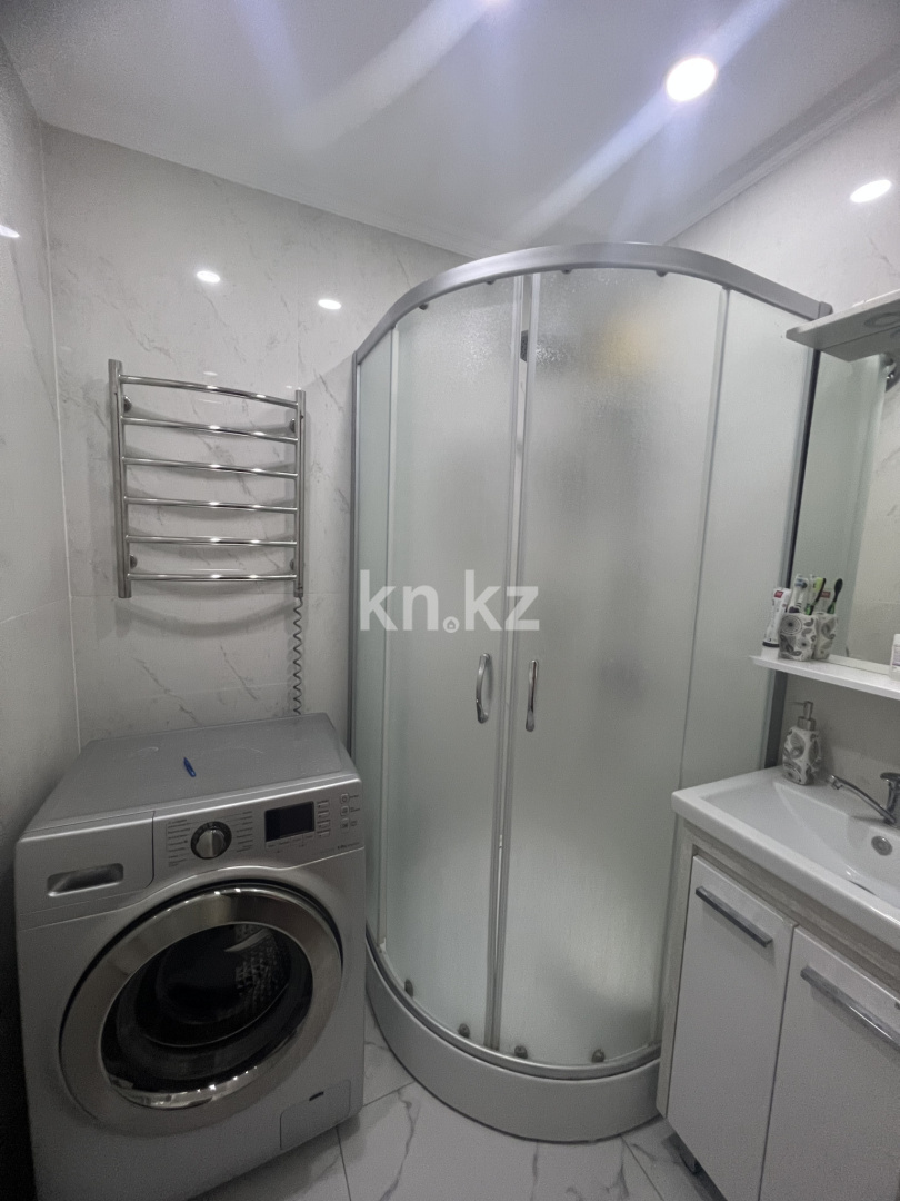 Продажа 4-комнатной квартиры, 74 м² в Караганде - фото 3