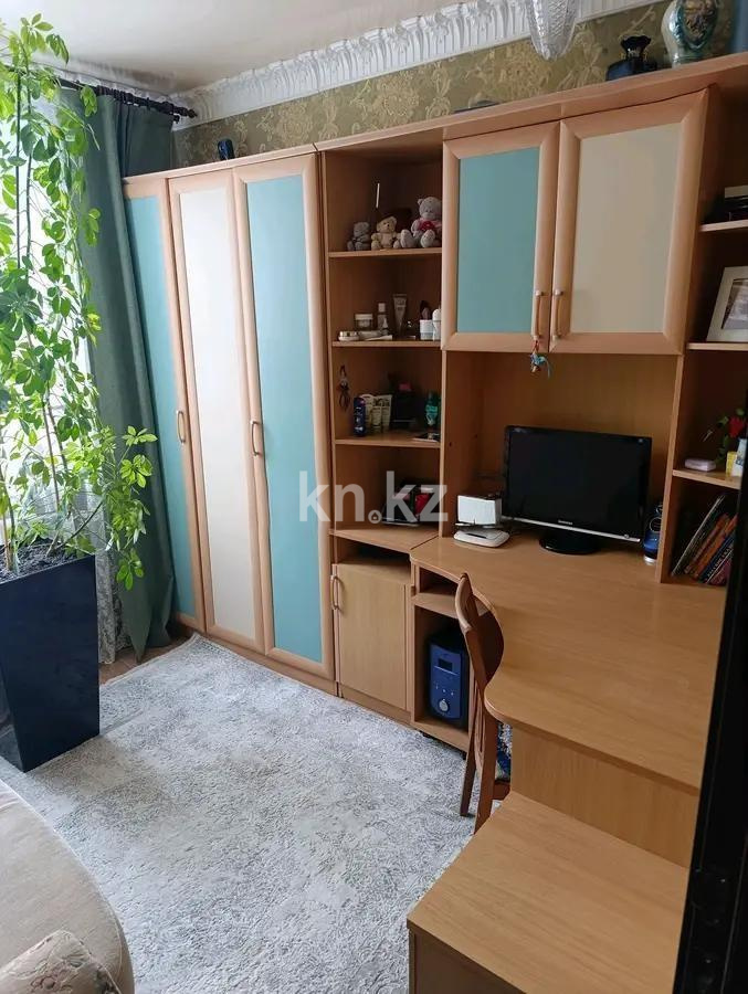 Продажа 3-комнатной квартиры, 64 м², мкр-н Гульдер-1 в Караганде - фото 2