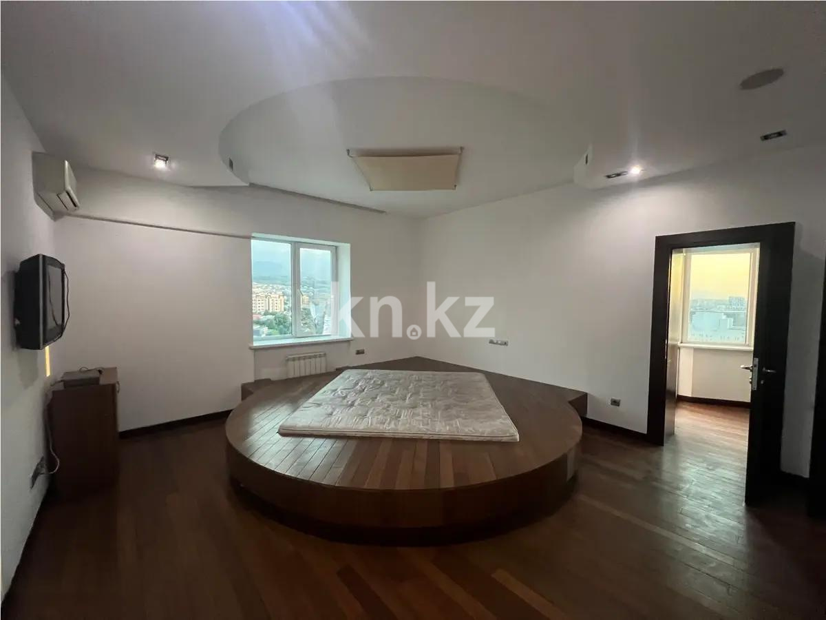 Продажа 3-комнатной квартиры, 170 м², мкр-н Самал-3, дом  22 в Алматы - фото 2
