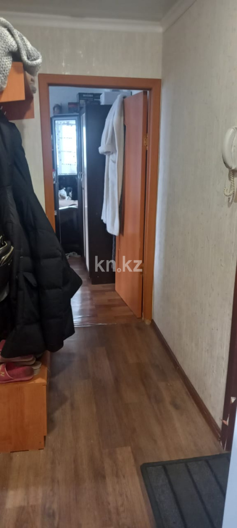 Продажа 2-комнатной квартиры, 44.2 м², мкр-н 15, дом  1 в Караганде - фото 3