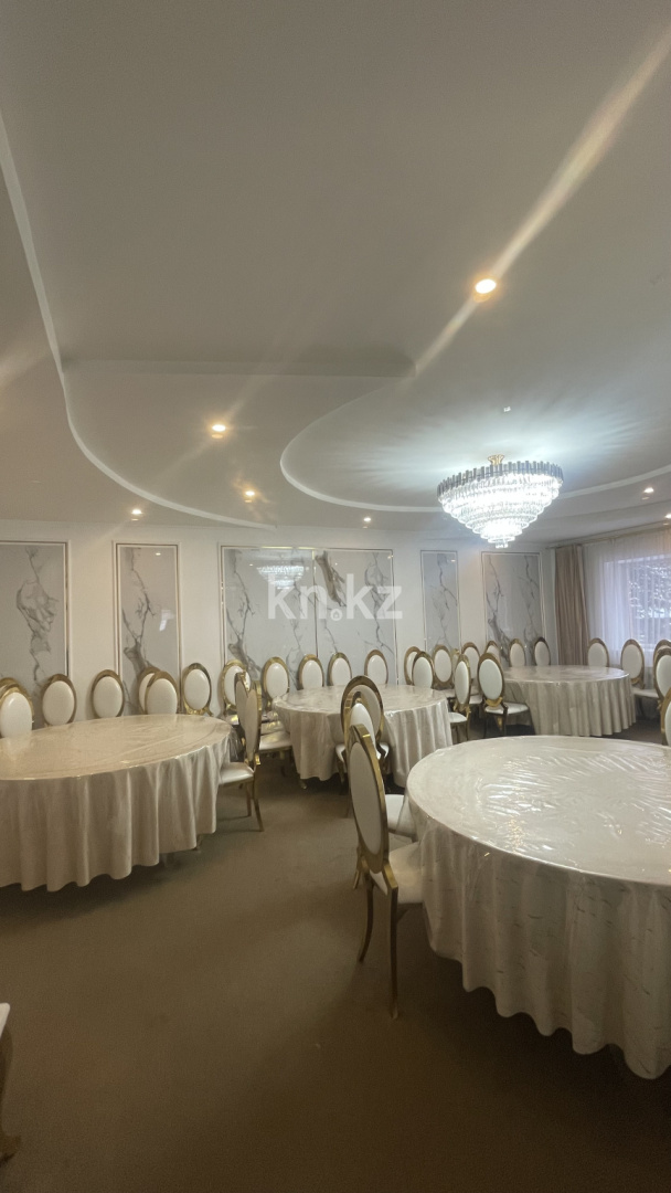 Продажа 6-комнатного дома, 500 м², ул. Балкантау в Астане - фото 2