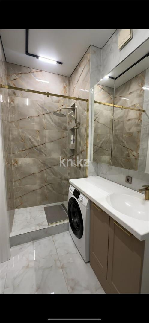 Продажа 2-комнатной квартиры, 67 м², ул. Муканова в Караганде - фото 12