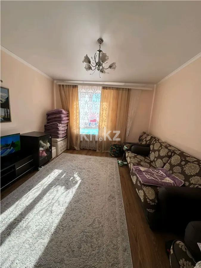 Продажа 1-комнатной квартиры, 40 м², пр. Абылай хана, дом  54а в Астане