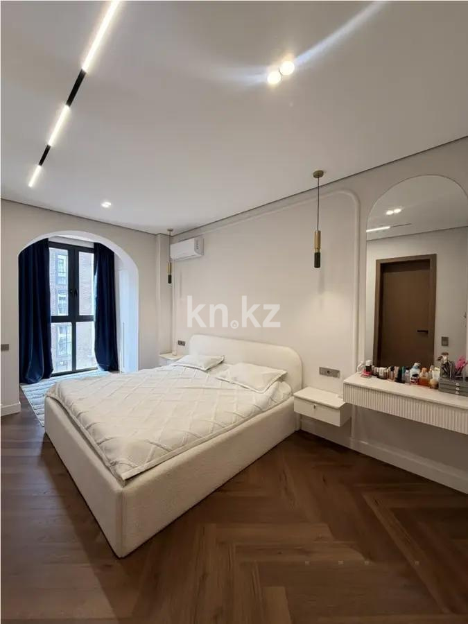 Продажа 2-комнатной квартиры, 77 м² в Алматы