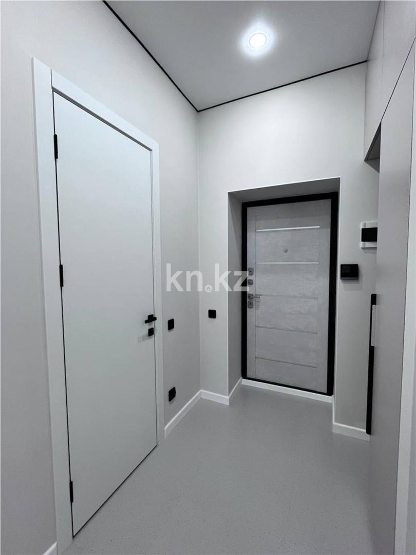 Продажа 2-комнатной квартиры, 52 м², ул. Муканова в Караганде - фото 4