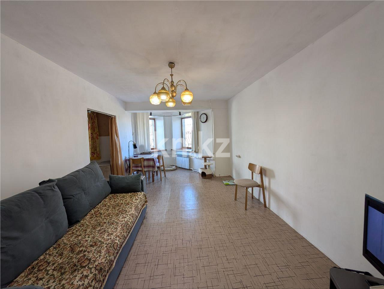 Продажа 3-комнатной квартиры, 61 м², мкр-н Восток-3, дом  9 в Караганде