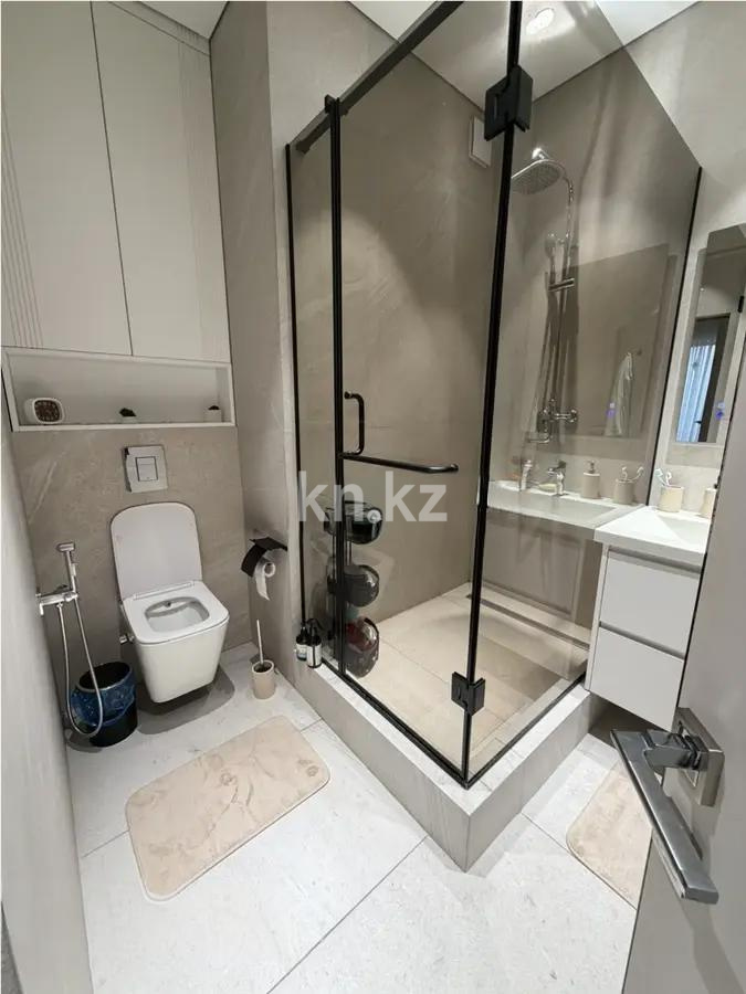 Продажа 4-комнатной квартиры, 138.5 м², ул. Кармысова, дом  84/2 в Алматы - фото 6