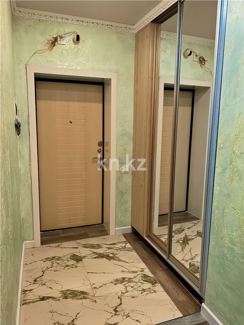 Продажа 3-комнатной квартиры, 77 м², мкр-н Голубые Пруды в Караганде - фото 14