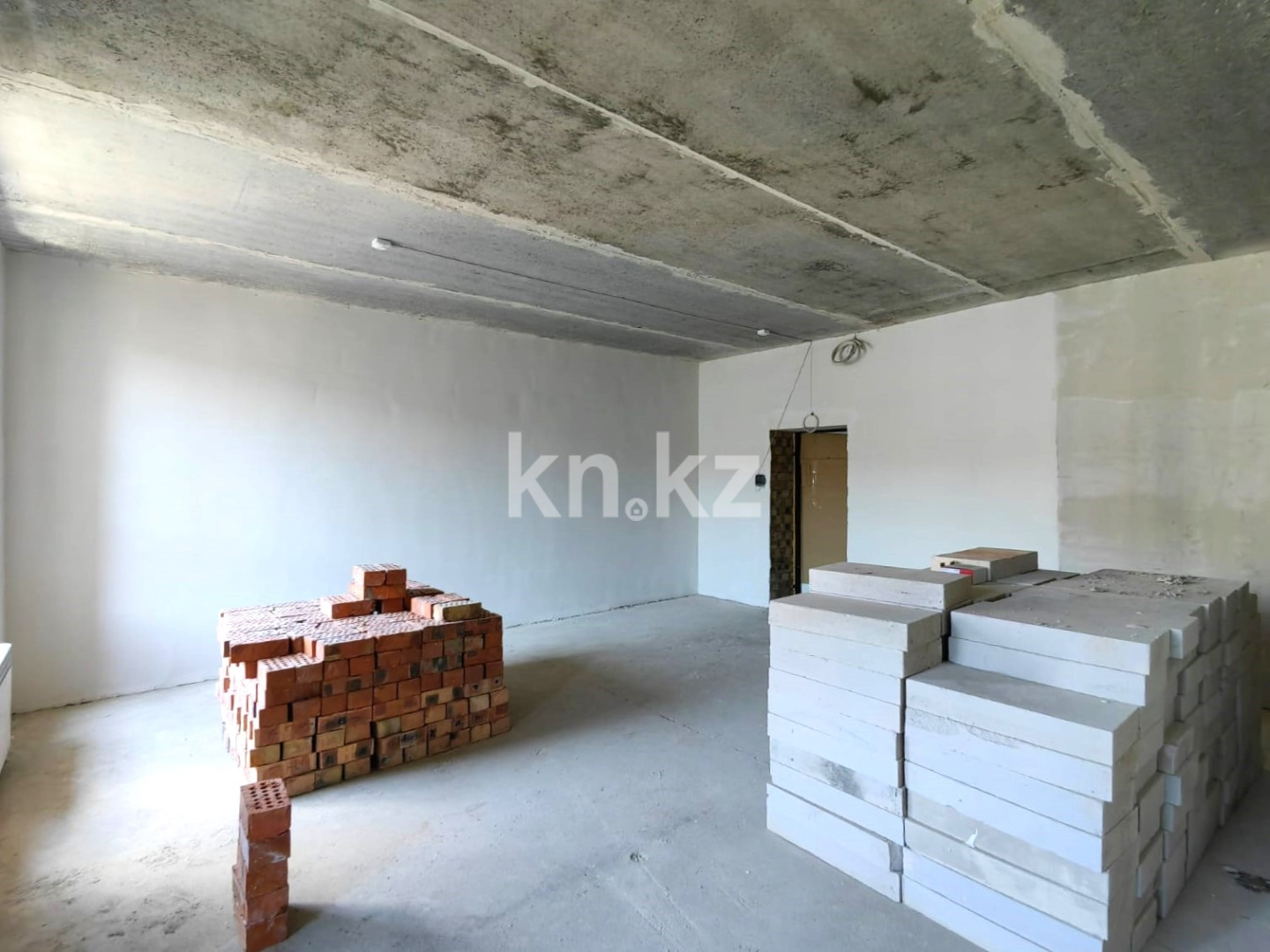 Продажа 1-комнатной квартиры, 40 м² в Караганде - фото 8