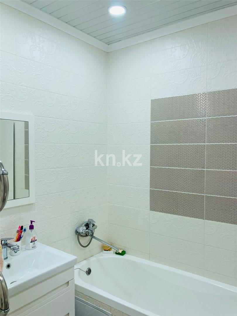 Продажа 4-комнатной квартиры, 87 м², ул. Карбышева в Караганде - фото 14