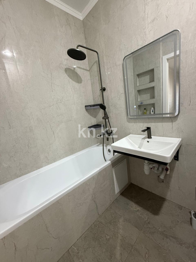 Продажа 3-комнатной квартиры, 90 м² в Караганде - фото 9