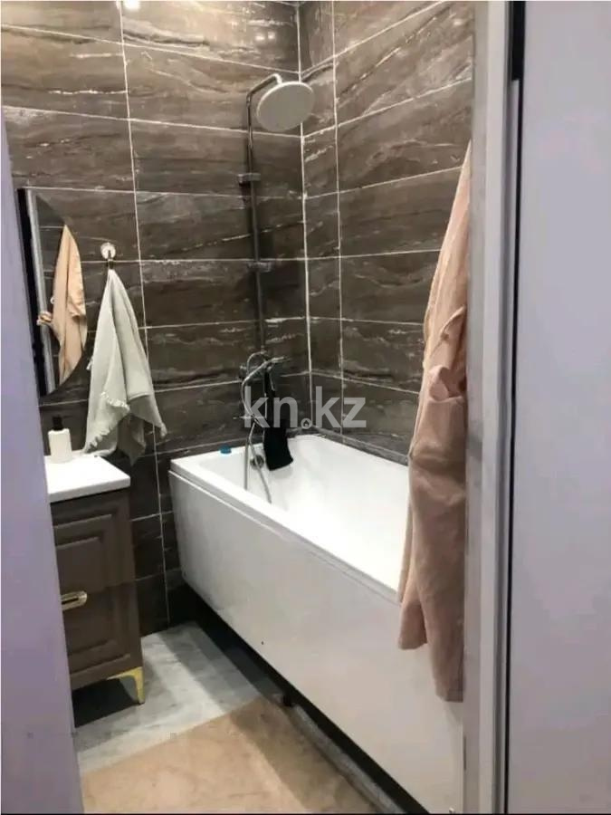 Продажа 2-комнатной квартиры, 55.6 м² в Алматы - фото 3