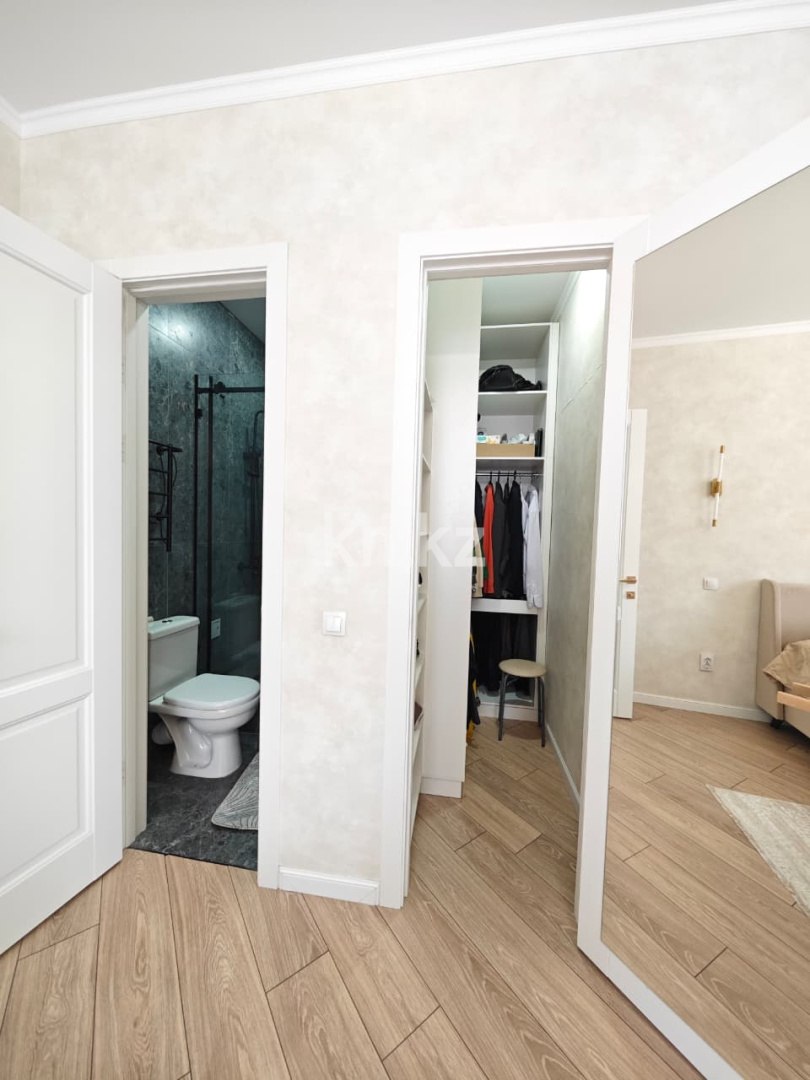 Продажа 4-комнатной квартиры, 120 м², пр. Шахтеров, дом  73/1 в Караганде - фото 8