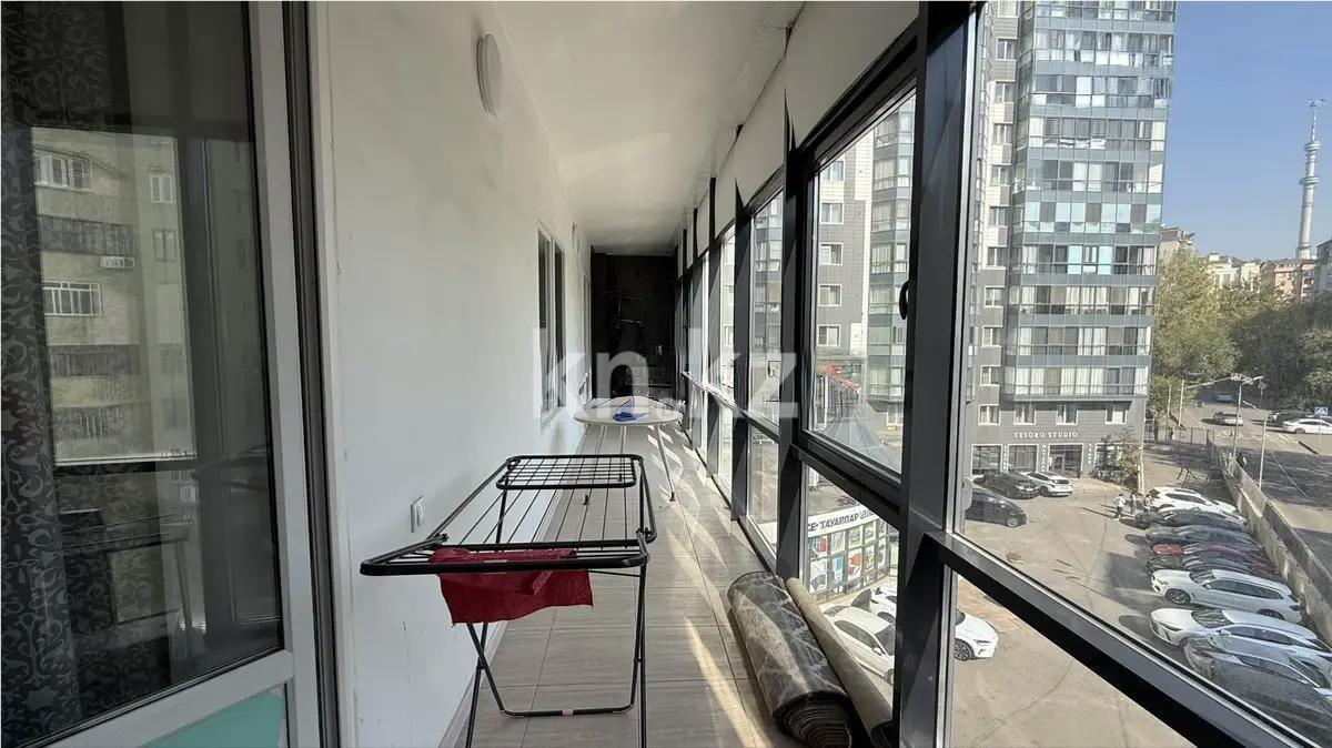 Продажа 4-комнатной квартиры, 164.3 м², мкр. Самал-2, дом  33а в Алматы - фото 8