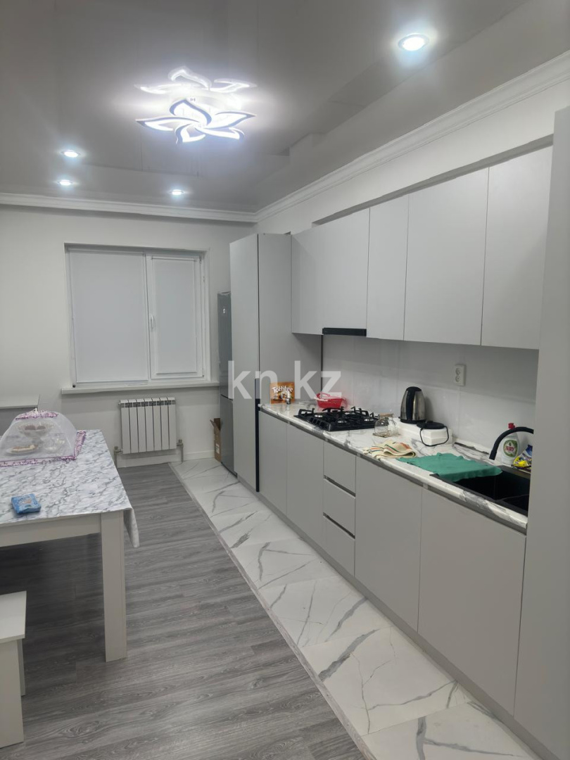 Продажа 3-комнатной квартиры, 9 м², Сатпаева, дом  11а в Таразе - фото 2