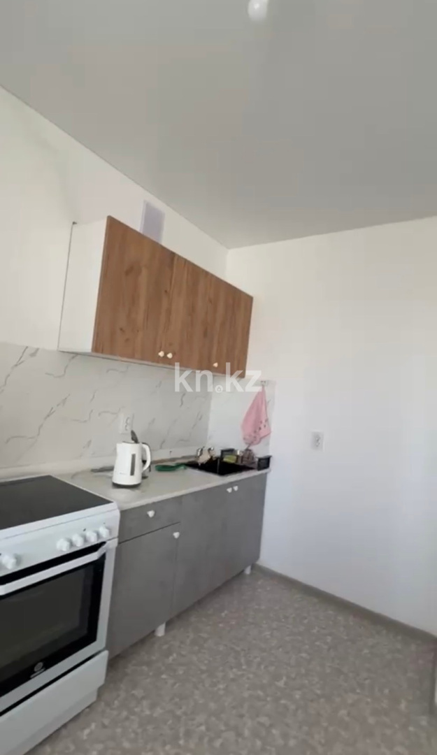 Аренда 1-комнатной квартиры, 40 м² в Астане