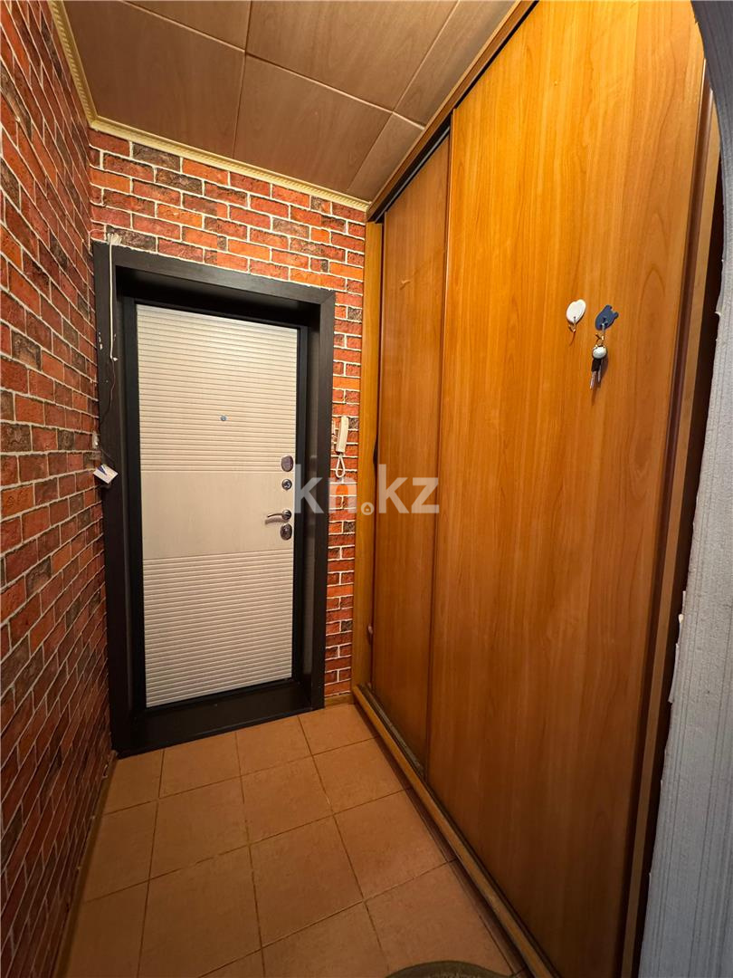 Продажа 4-комнатной квартиры, 87 м², пр. Шахтеров в Караганде - фото 16