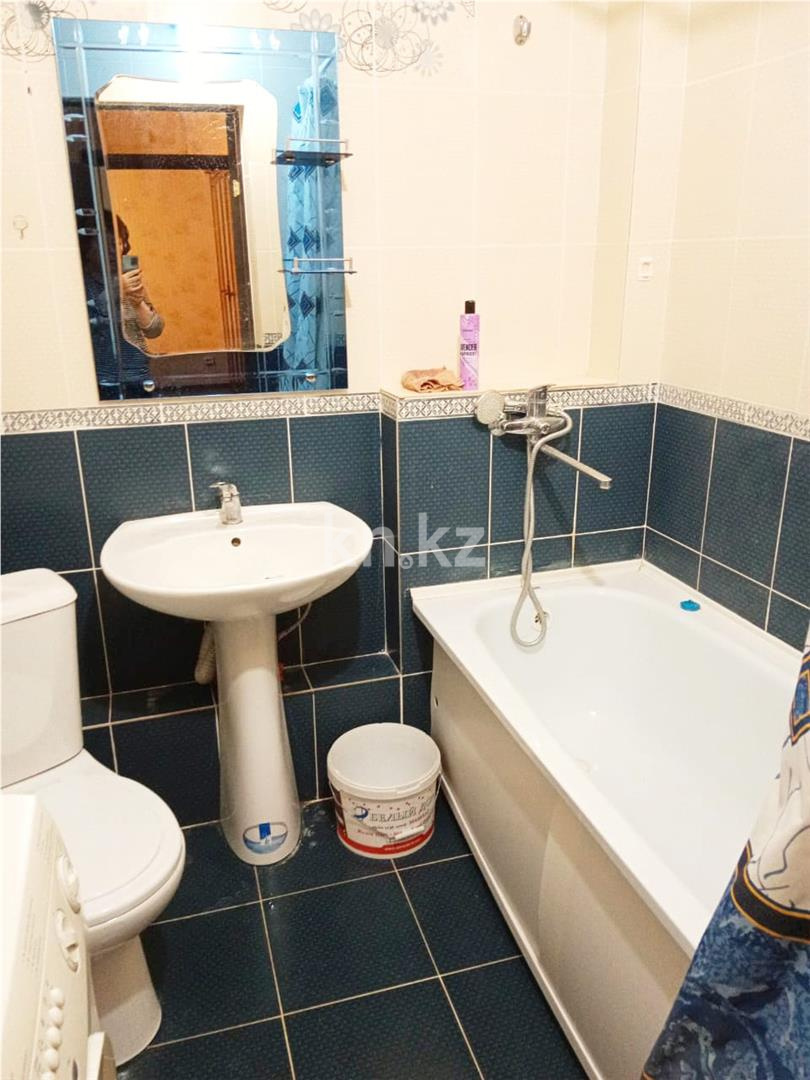 Продажа 1-комнатной квартиры, 48 м², ул. Туркестан в Астане - фото 11