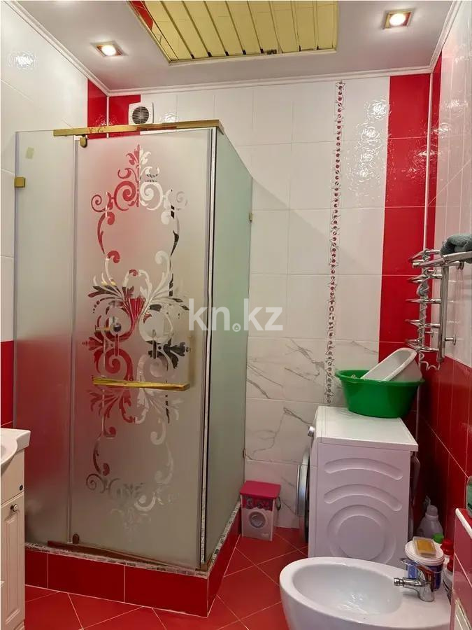 Продажа 3-комнатной квартиры, 126 м², ул. Достык, дом  1 в Астане - фото 7