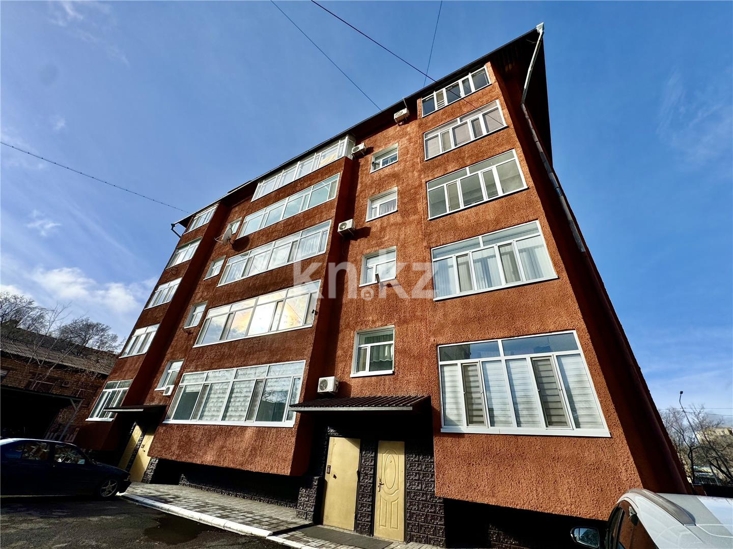 Продажа 6-комнатной квартиры, 227 м², ул. Ерубаева, дом  50/6 в Караганде - фото 57