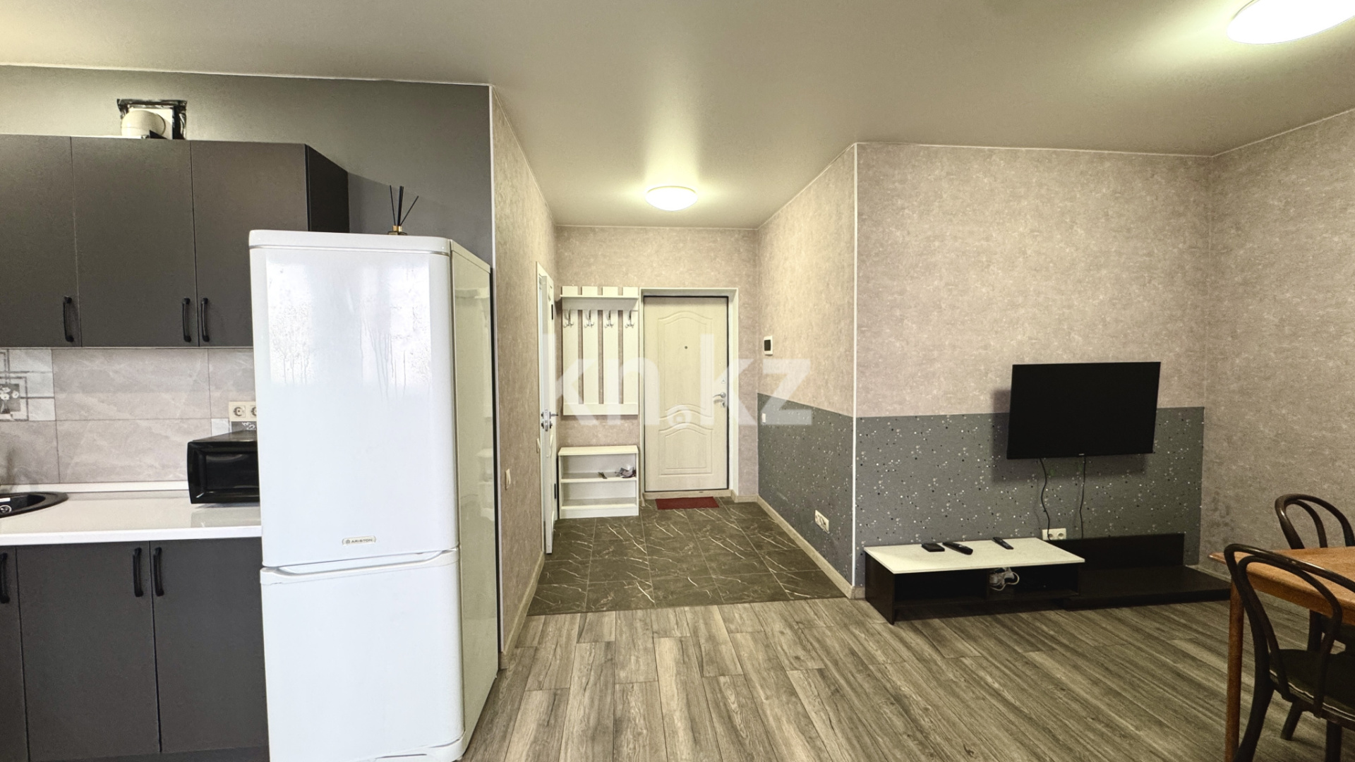 Продажа 2-комнатной квартиры, 42 м², ул. Жунисова в Алматы - фото 7