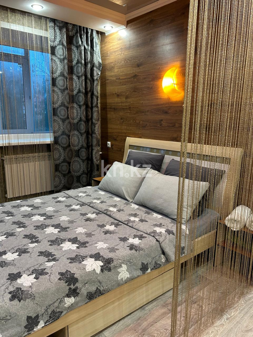 Аренда 1-комнатной квартиры посуточно, 40 м², Бектурова, дом  15 в Павлодаре