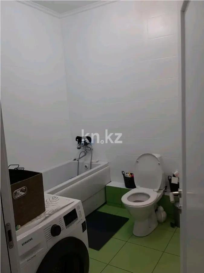 Продажа 2-комнатной квартиры, 93 м², пр. Абая, дом  150/230 в Алматы - фото 4