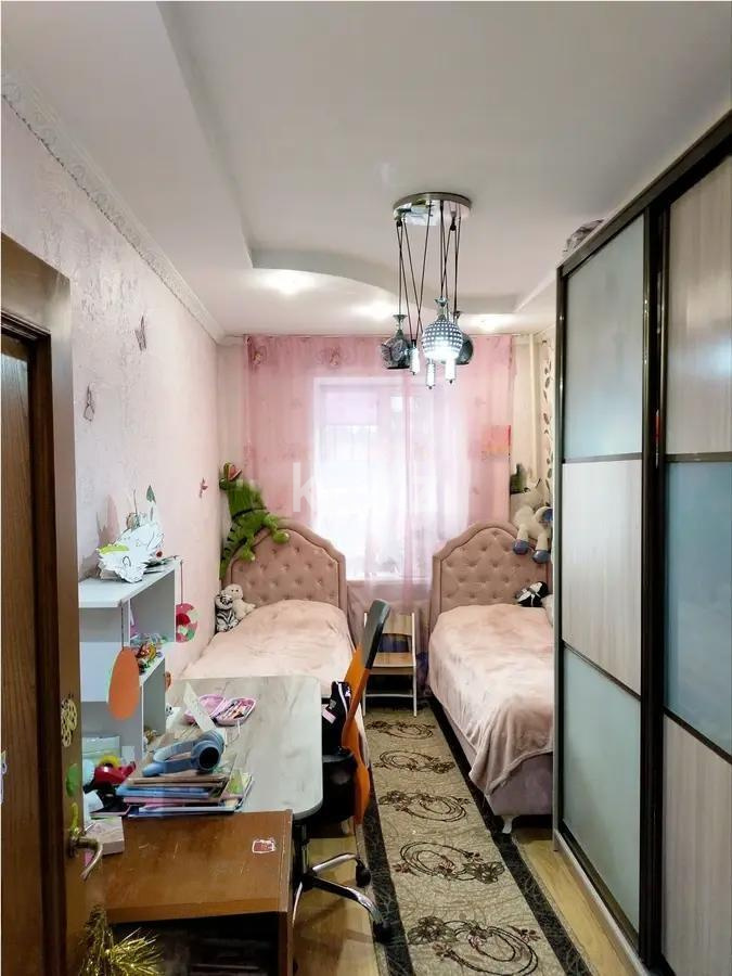 Продажа 3-комнатной квартиры, 50.4 м², ул. Казыбаева, дом  22 в Алматы - фото 2