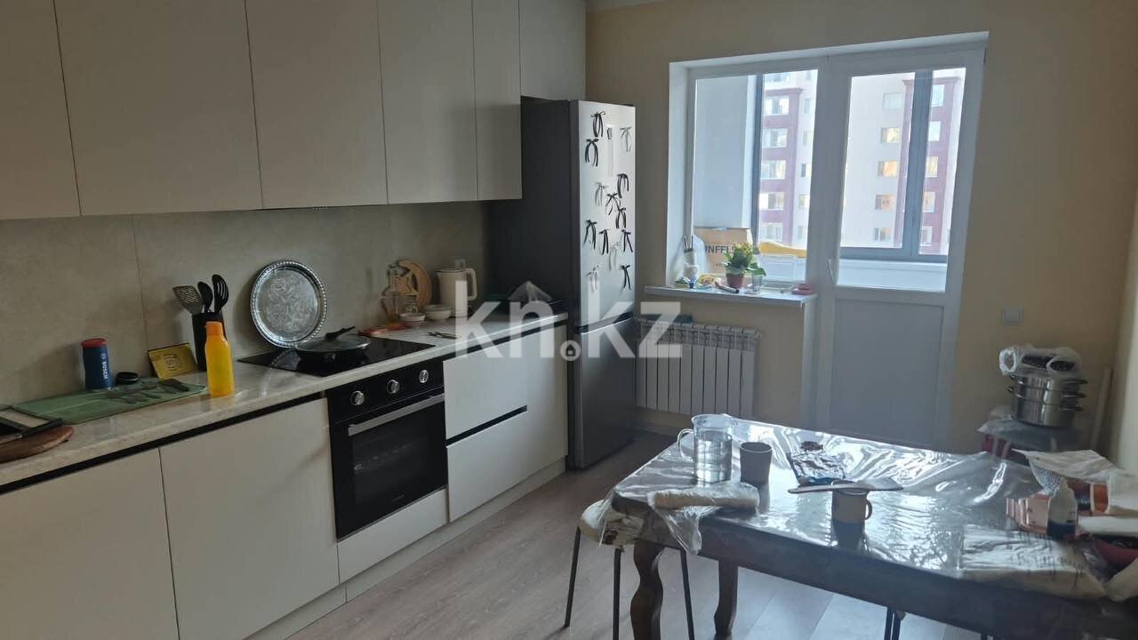 Аренда 3-комнатной квартиры, 85 м² в Астане
