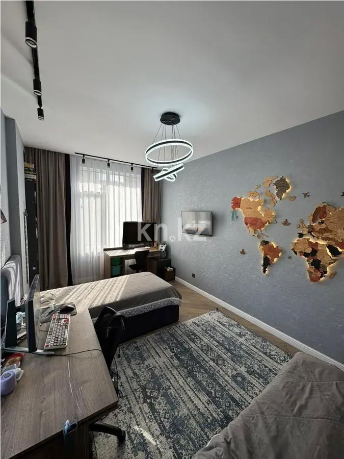 Продажа 3-комнатной квартиры, 110 м², ул. Достык, дом  8 в Астане - фото 3