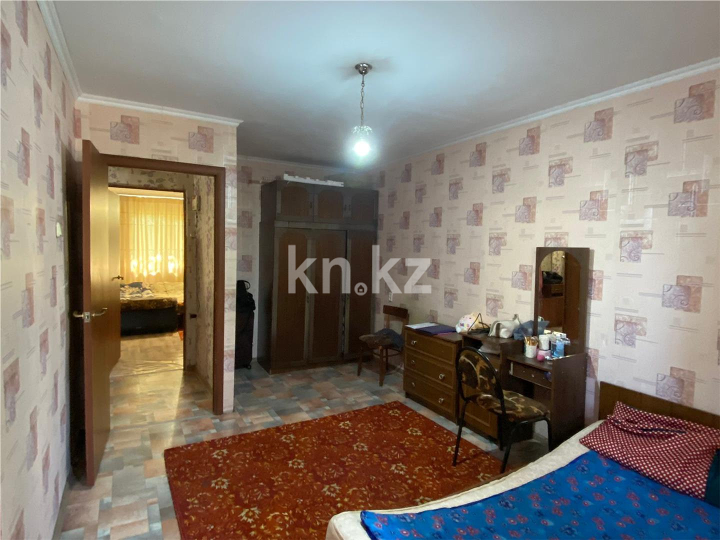 Продажа 2-комнатной квартиры, 48 м², мкр-н 17 в Караганде - фото 3
