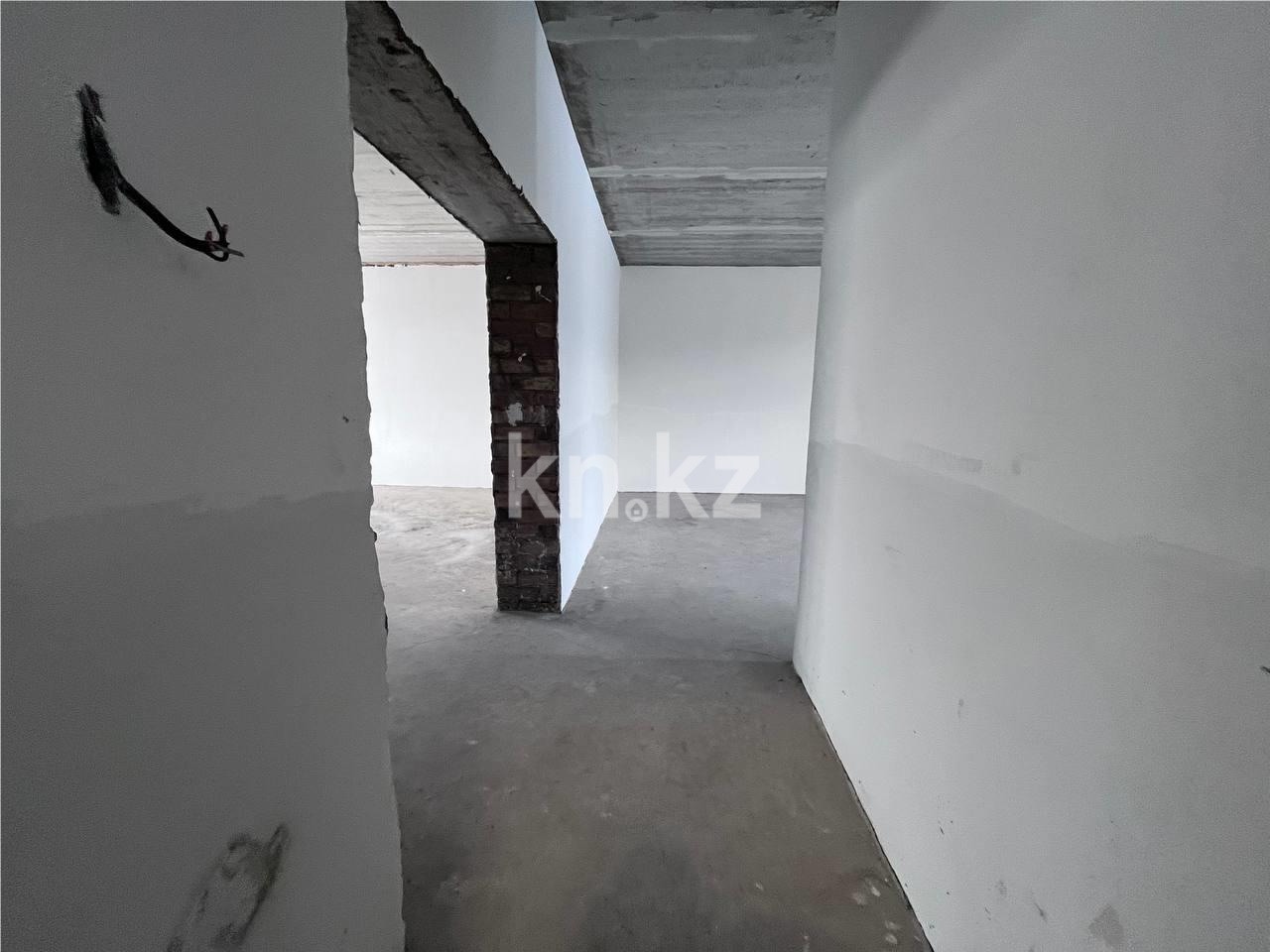 Продажа 3-комнатной квартиры, 85 м² в Караганде - фото 3